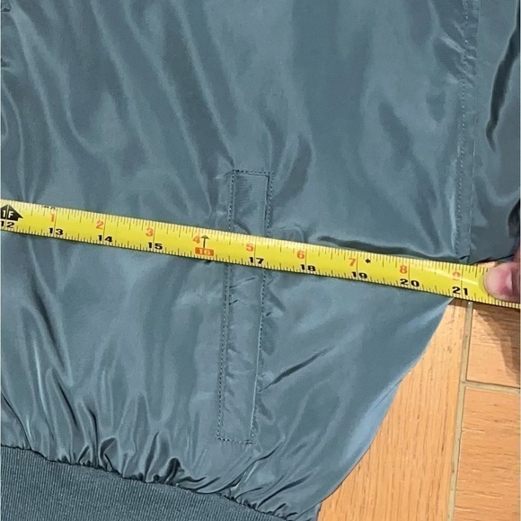 Forever 21 Juniors Large Olive Green Bomber Jacket - Picture 3 of 5